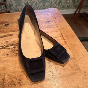 Ann Mashburn Blue Suede Buckle Pumps size 39 1/2 (9M)